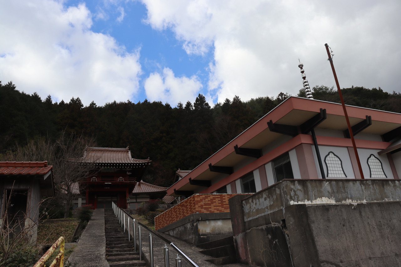 Honhikari-in Temple