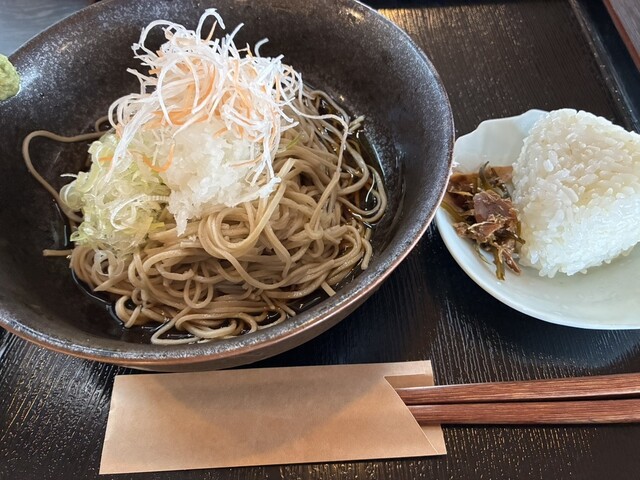 月月月 秋月店