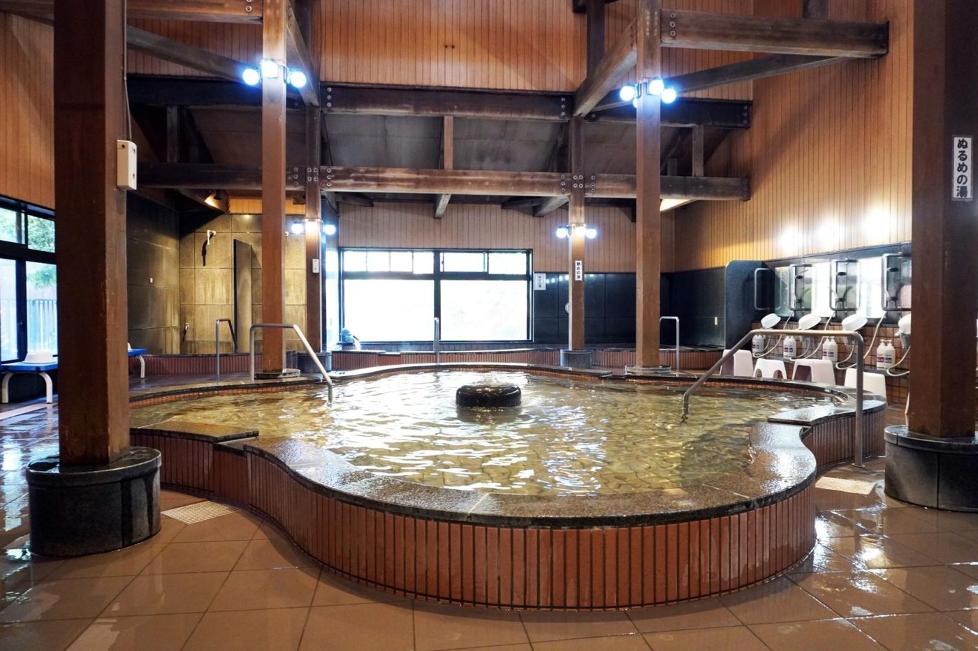 Asakura Kenko Fukushi Kan Himiko Roman Baths