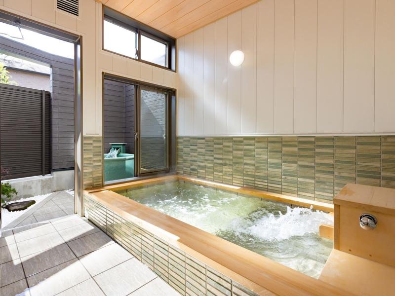 Koshitsu Onsen Ofuyu