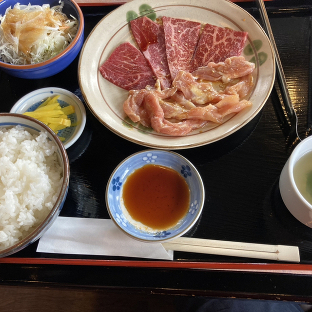 炭火焼肉 雅