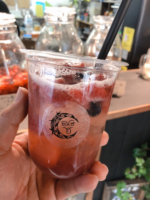 ムーンサン