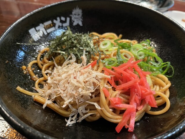 なじみや 本店