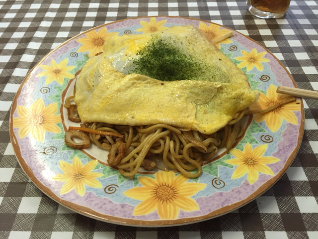 食堂 まるや