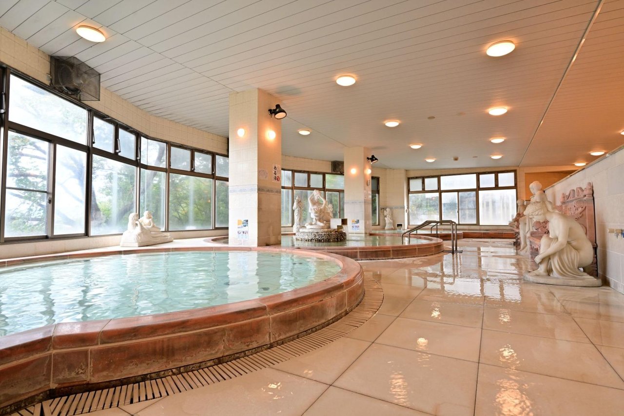 Karuna Park Hanatate Yama Onsen