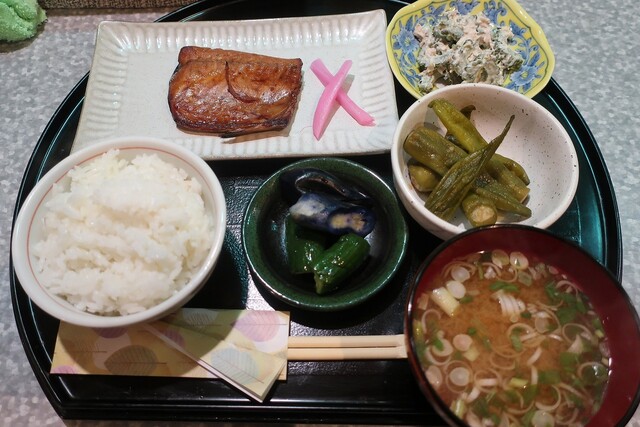 こみっと
