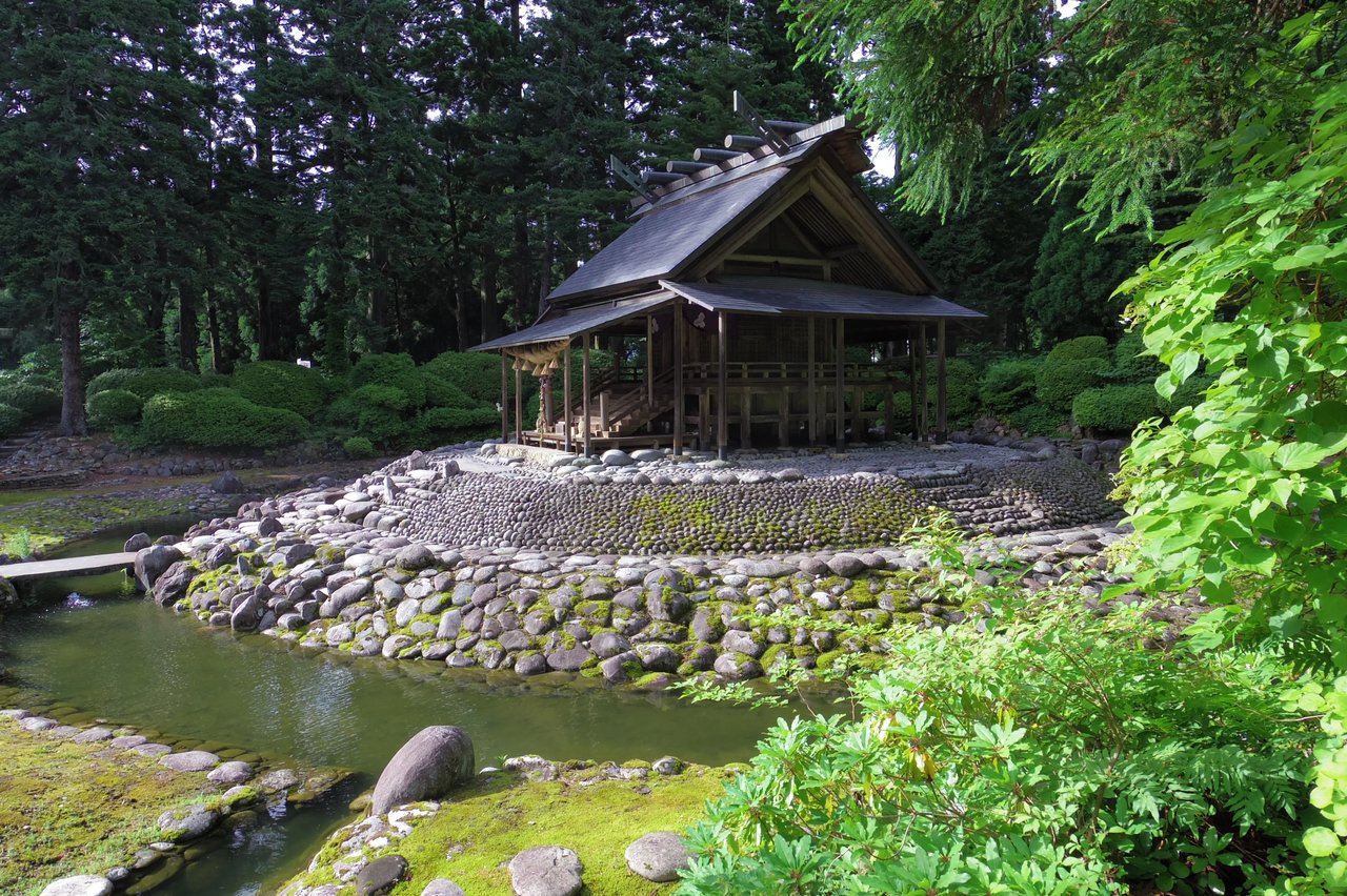 Karamatsu Shrine