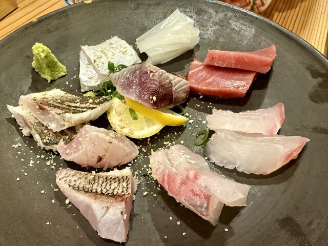 定食や まるよし