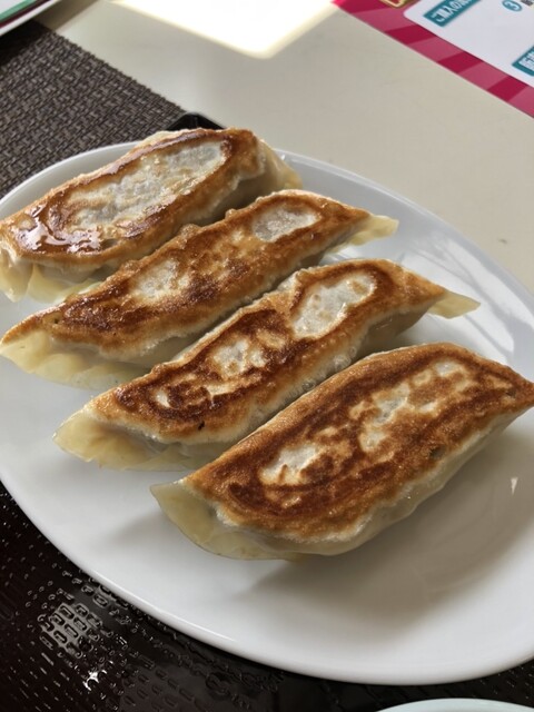 秋田五城目 五目餃子 しろや