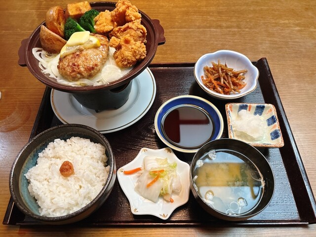 よしのや