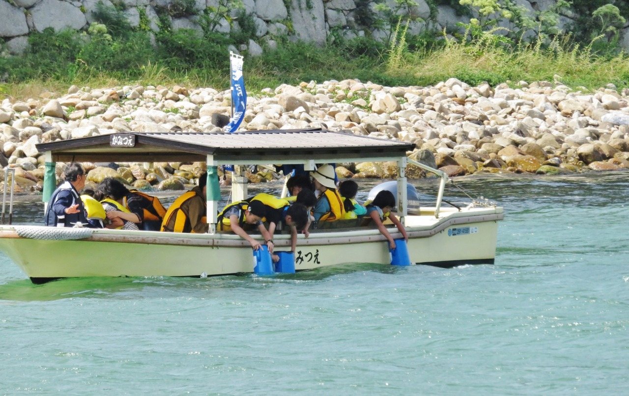 Hagi Hakkei Sightseeing Boat (Sea of Japan Course)