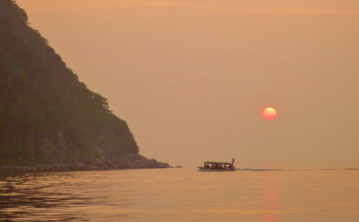 Hagi Hakkei Sightseeing Boat (Sunset Course)