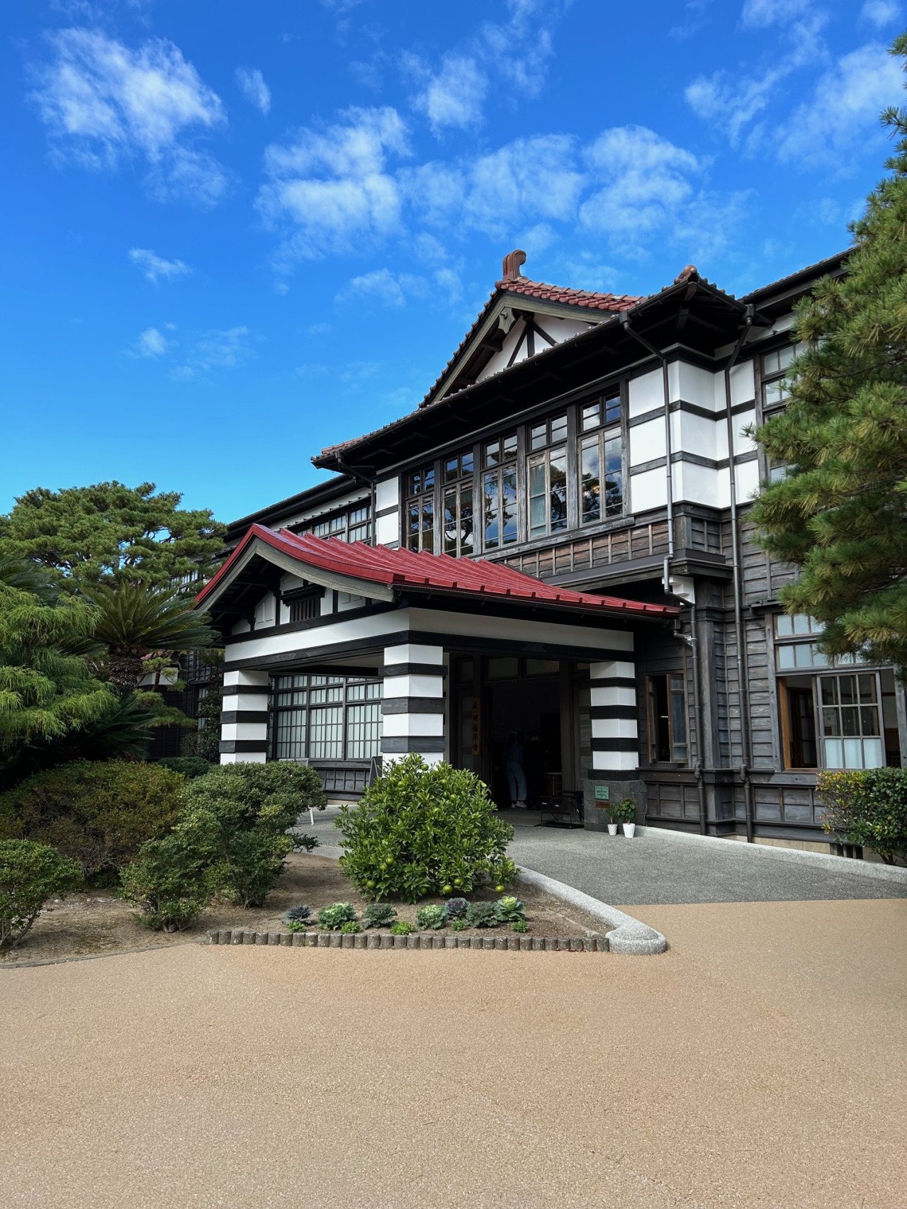 Old-School Day at Hagi Meirin Gakusha Wooden Schoolhouse