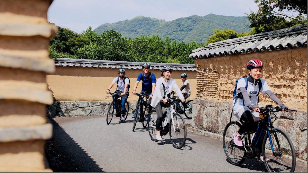FURUSATO Cycling by E-Bike (Castle Town Course)