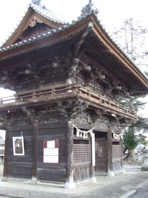 Wakamiya Hachiman Shrine Romon