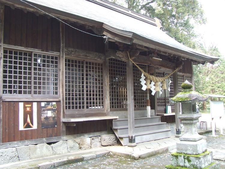 Hachi Tsushima Shrine