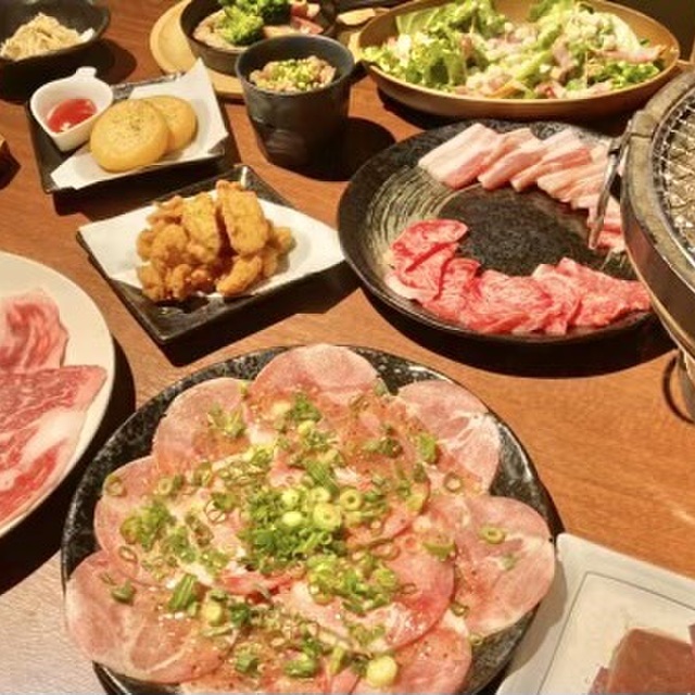 肉屋の炭火焼肉 和平 光店