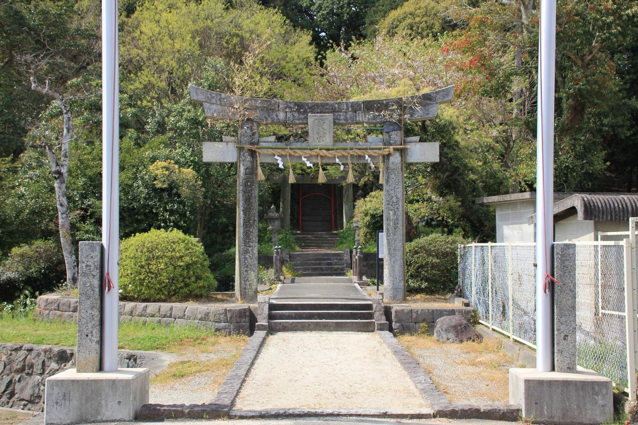 Jaku Hachiman Shrine