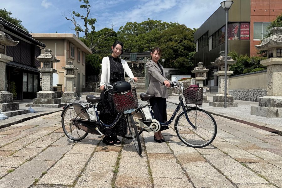 Hofu Tourist Information Machi no Eki Ume Terrace / Rentasaikuru