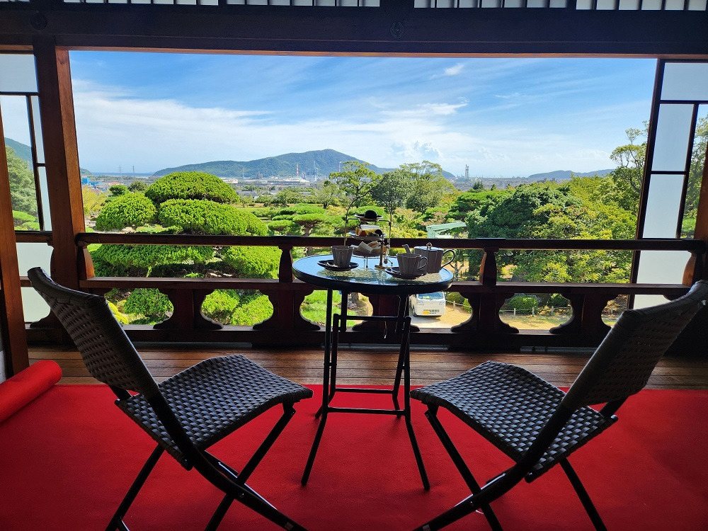 Afternoon Tea at the Former Mori Family Residence