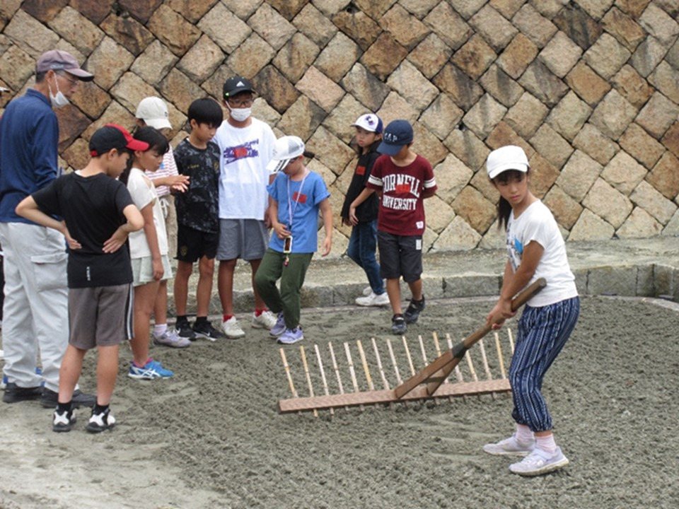 Salt-Making Experience and Special Storehouse Opening