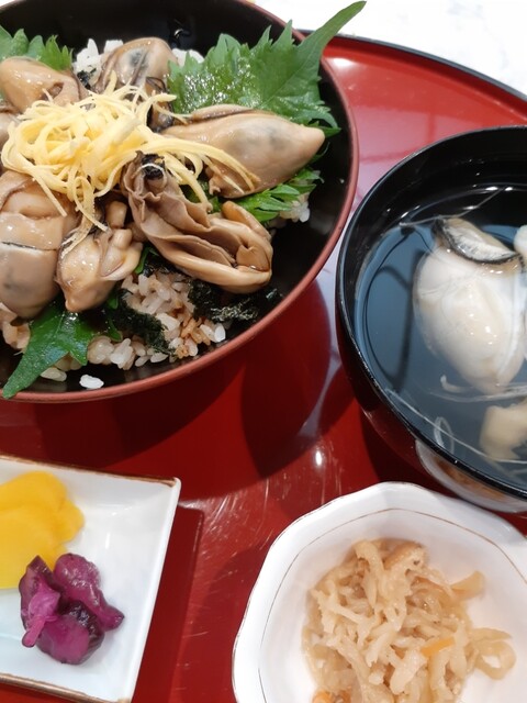 料亭 とり文
