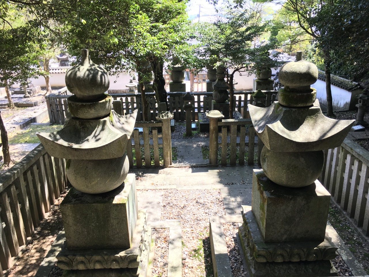 Iwakuni Hanshu Yoshikawa Ie Hakasho