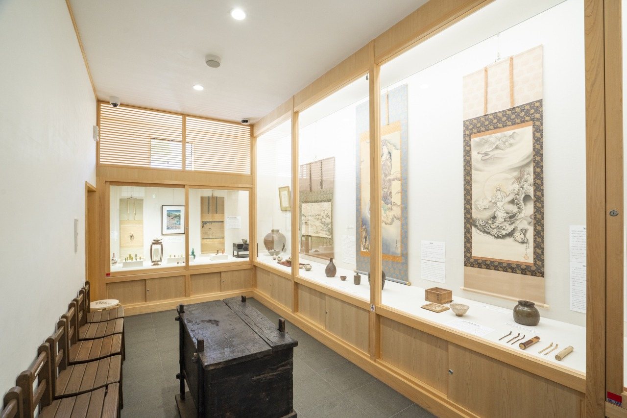 Sakai Shuzo Art Museum Itsutsubashi Bunko