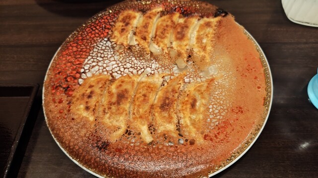 莉莉餃子 苅田店