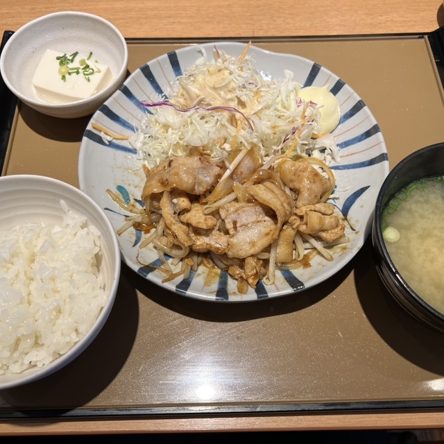 やよい軒 苅田店