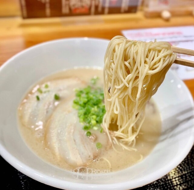 セブンイレブン 苅田磯浜町店