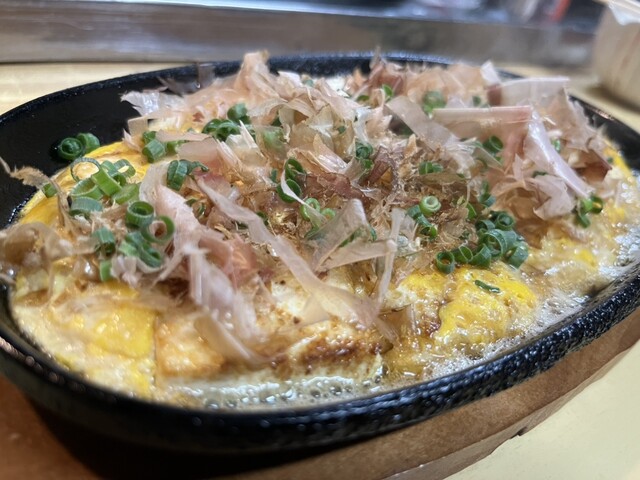 mon's cafe