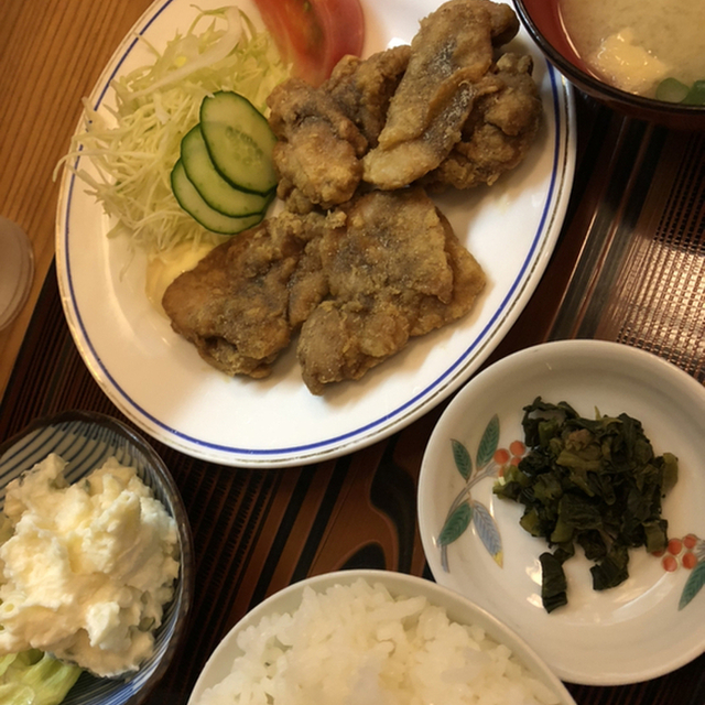 味処 つるみ