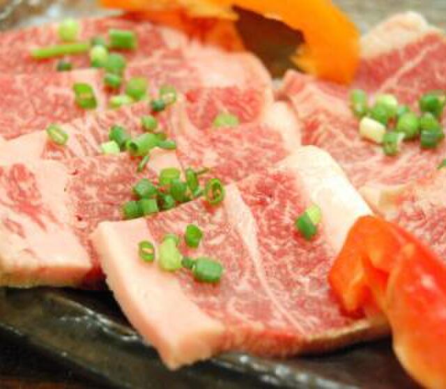 七輪炭火焼肉 まるし
