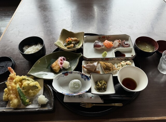 鳥〇食堂×タニタカフェ イオンモール福岡店