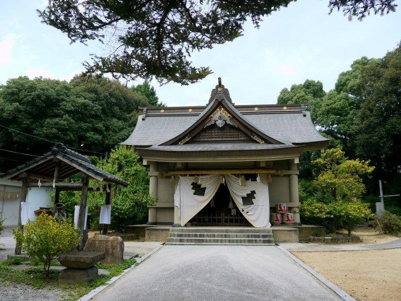 Tsuruoka Hachiman Shrine (Kawara)