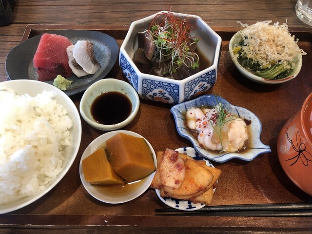 食堂 はやしや