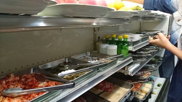 山小屋焼肉店