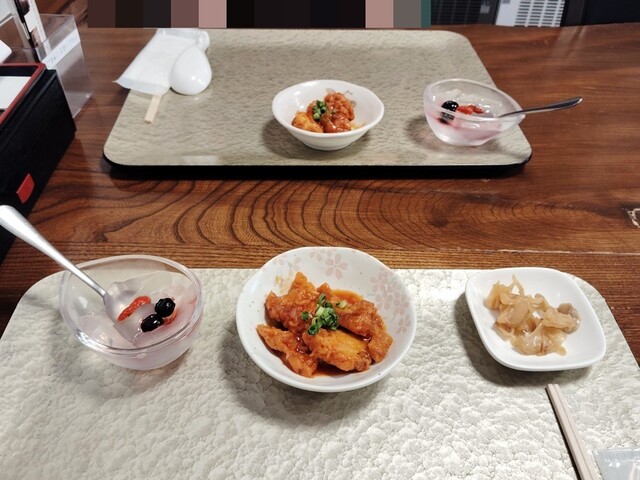 食卓梅戸