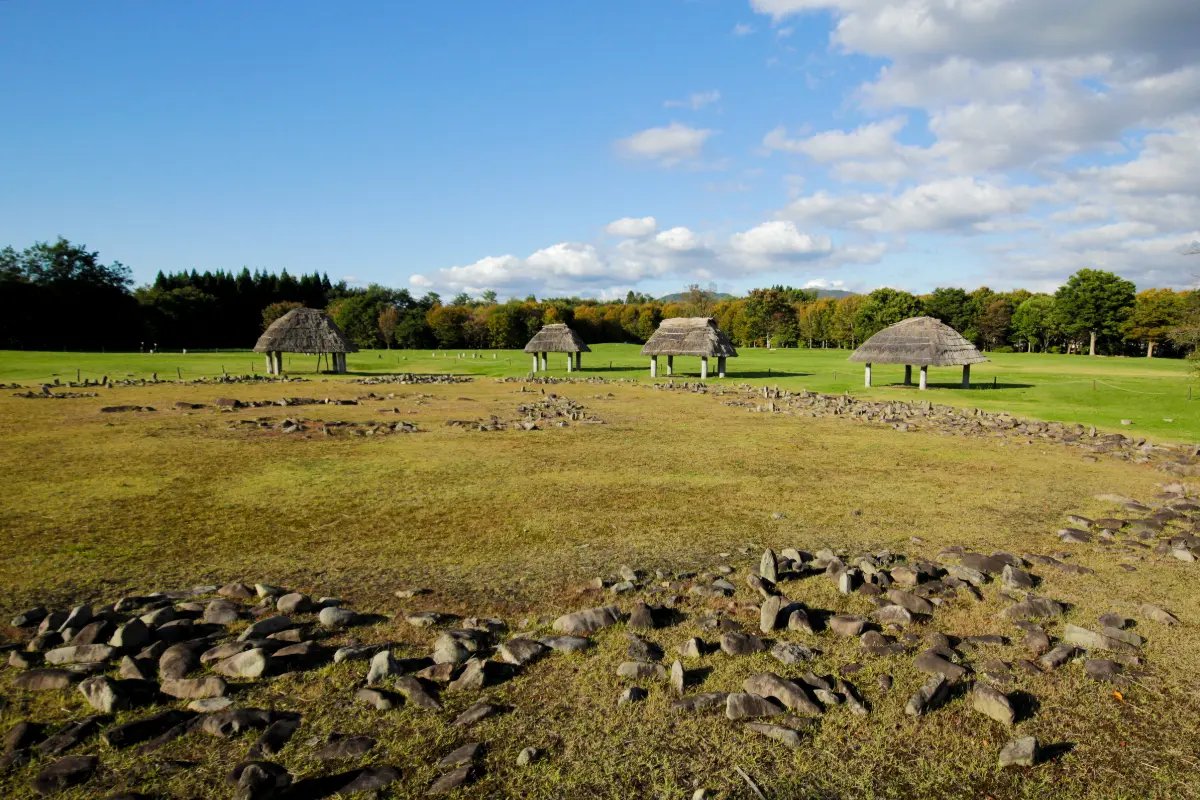 Tokubetsu Historic Site Oyu Kanjo Resseki / Oyu Sutonsakuru Kan