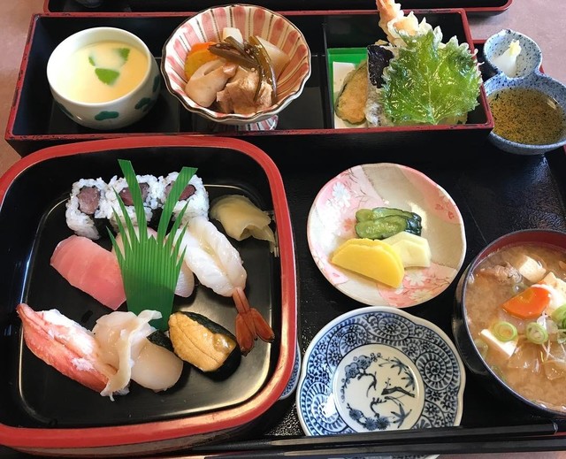 食楽まるさん