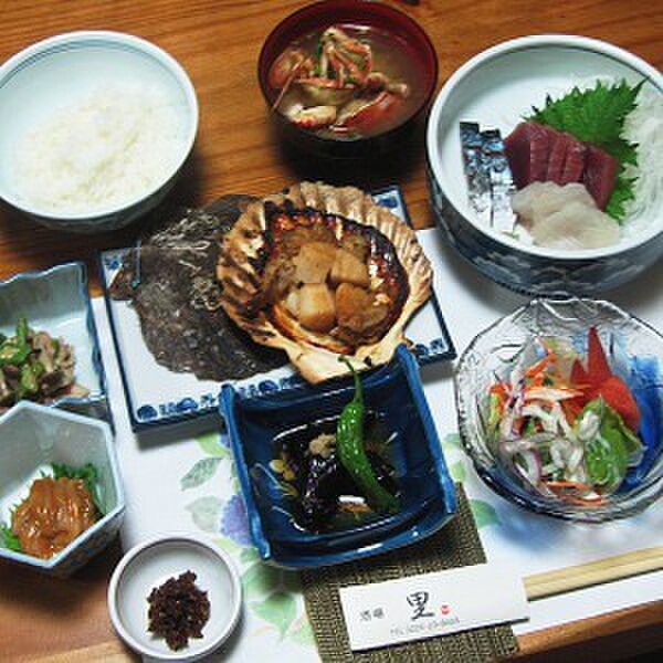 酒場　里