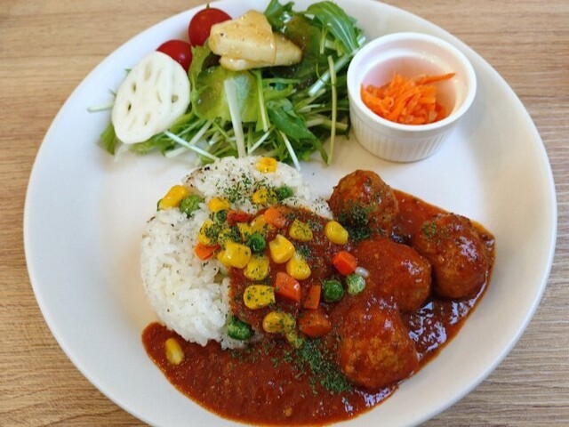 cafe campanula