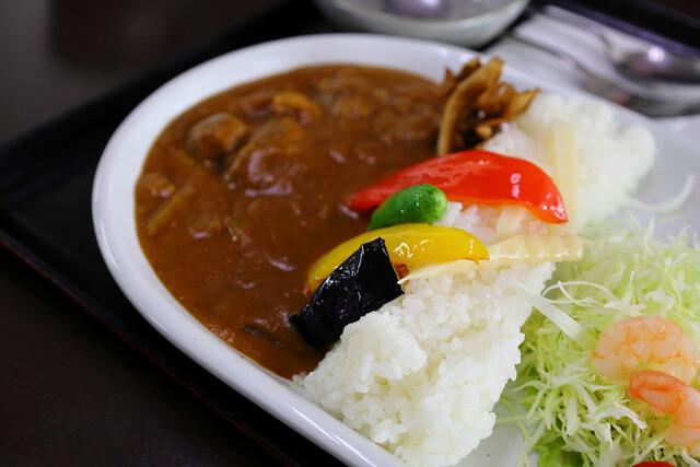 レストラン どんどん