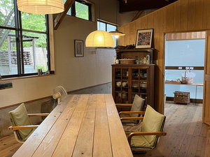 ＳＨＡＲＥ　ＨＯＳＴＥＬ　庭のとまり