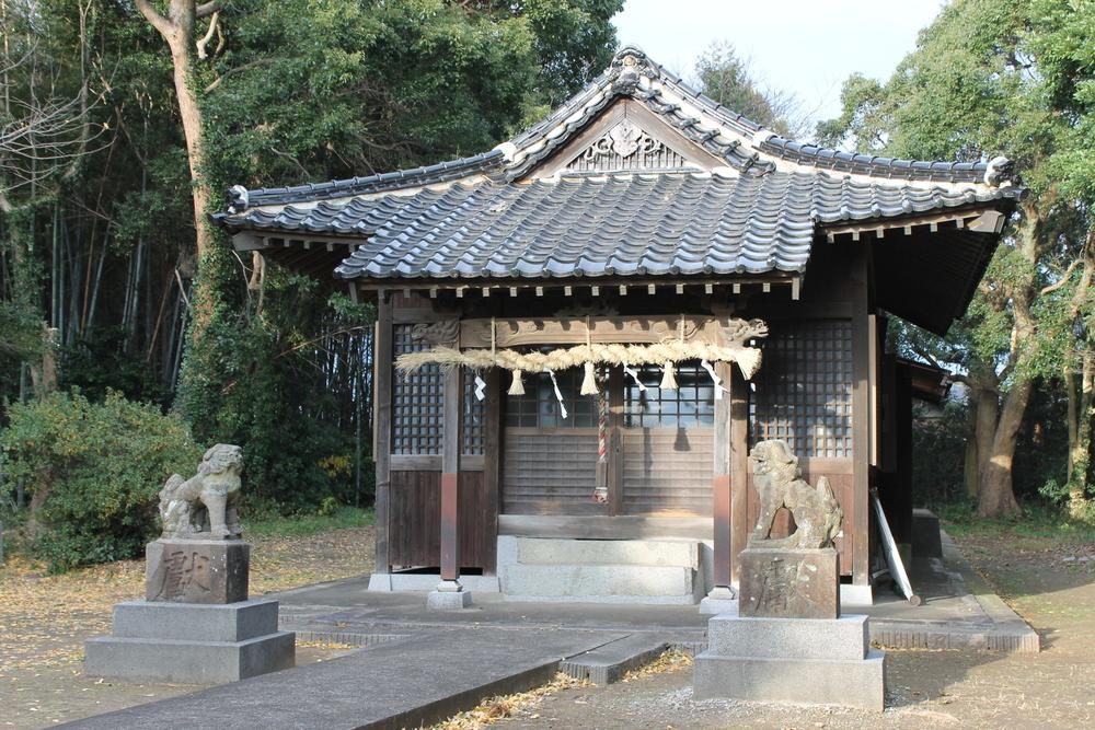 Gyocho Ike Shrine