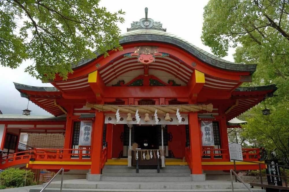 Nakajuku Shrine