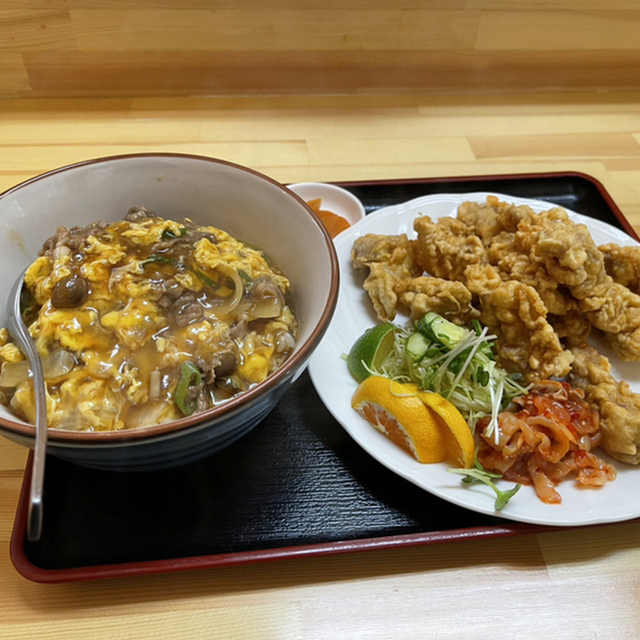 チャイナキッチン 卓