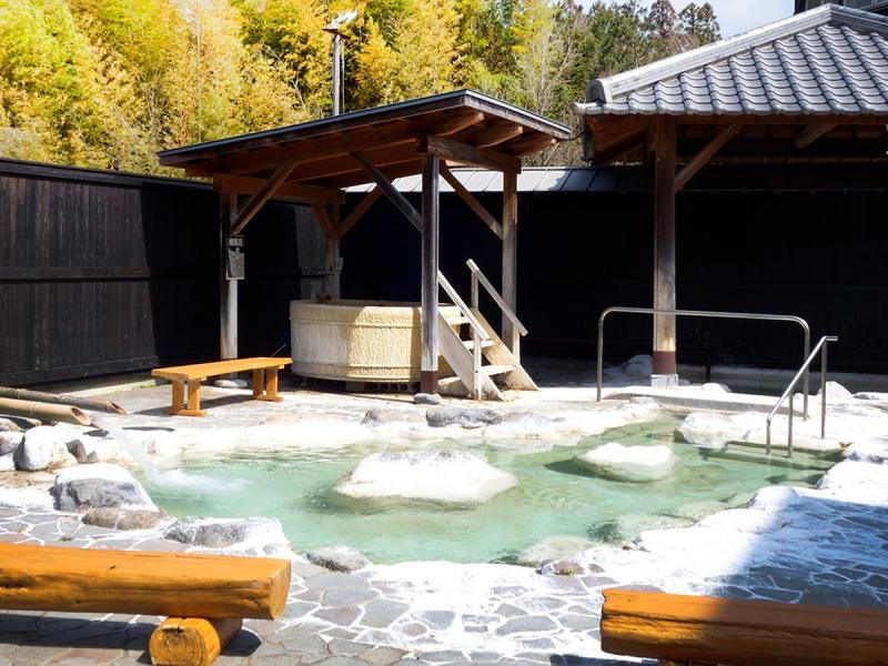 Yamaga Onsen Wind Village