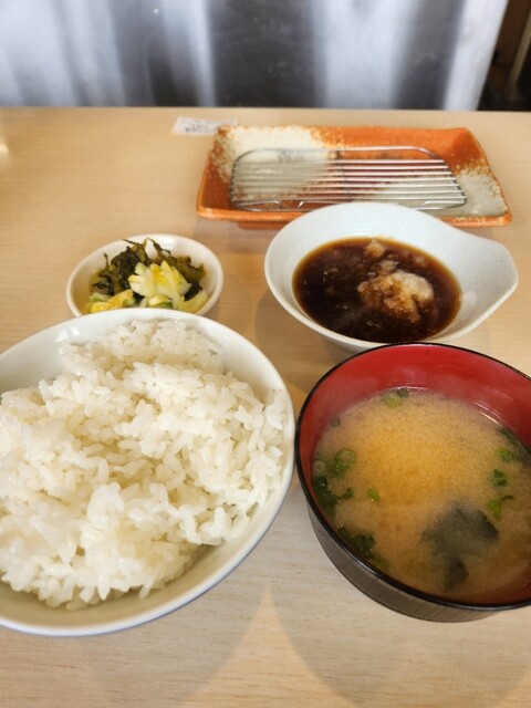だるまの天ぷら定食 古賀インター店
